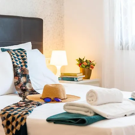 12a Amarilla Bay Holiday Accommodation, Pool Ac Lejlighed Costa del Silencio